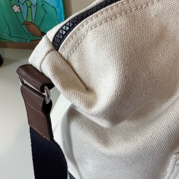 Lands End Navy Blue & Cream Weekender Bag w/Trolley Sleeve - Picture 6 of 10